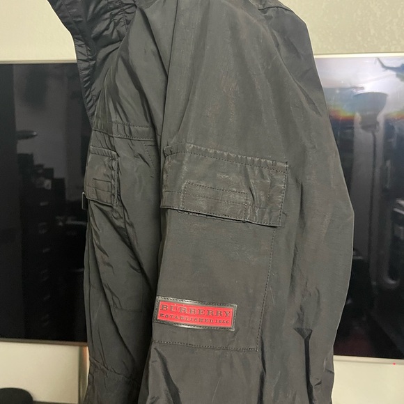 Auth Burberry Mens Black Jacket - Picture 3 of 11